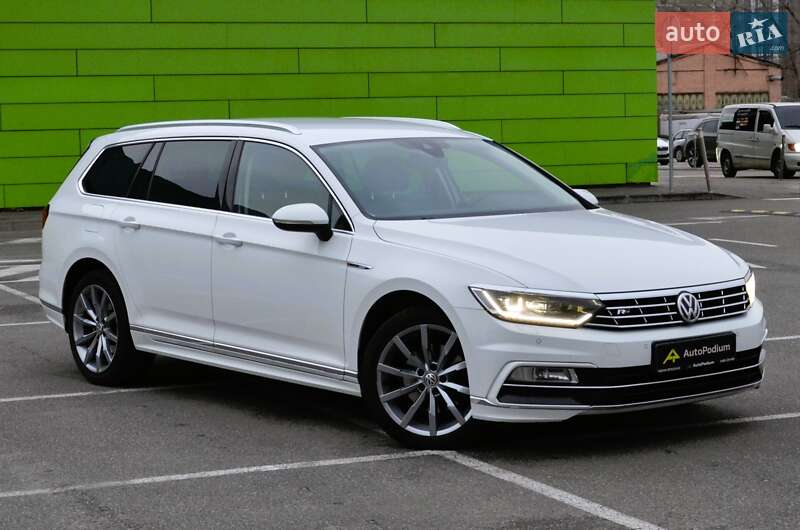 Универсал Volkswagen Passat 2018 в Киеве