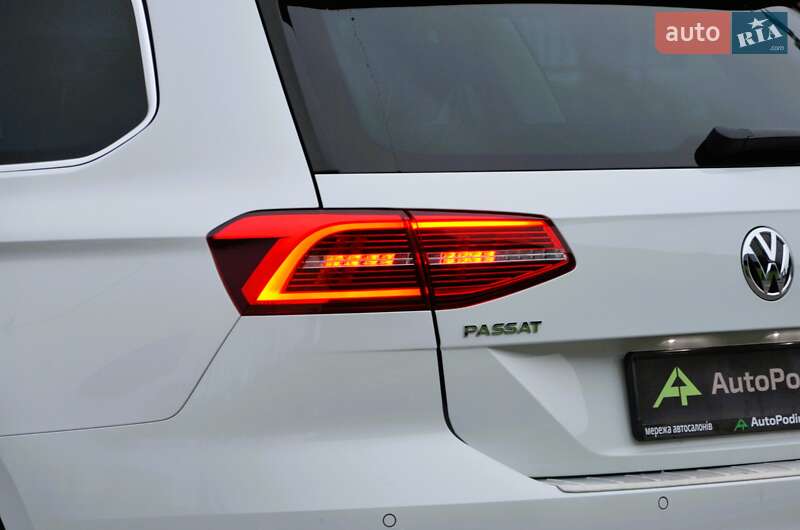 Универсал Volkswagen Passat 2018 в Киеве