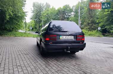 Универсал Volkswagen Passat 1994 в 