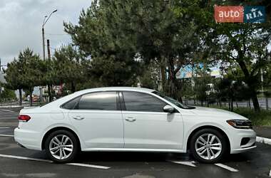 Седан Volkswagen Passat 2021 в 