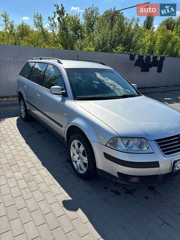 Универсал Volkswagen Passat 2001 в Смеле