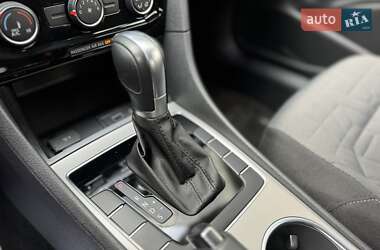 Седан Volkswagen Passat 2021 в 