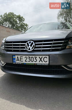 Седан Volkswagen Passat 2013 в 