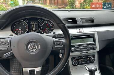 Седан Volkswagen Passat 2010 в 