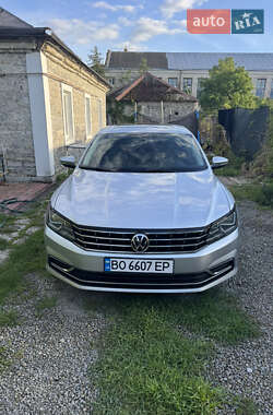Седан Volkswagen Passat 2016 в Каменец-Подольском