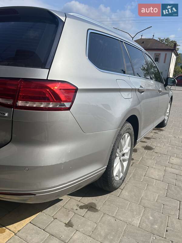 Универсал Volkswagen Passat 2015 в Ужгороде фото 9 Универсал Volkswagen Passat 2015 в Ужгороде