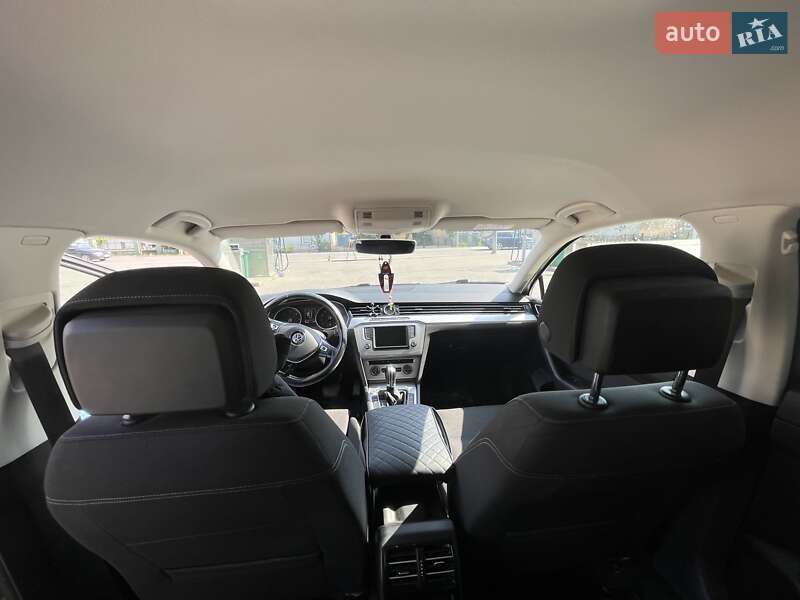 Универсал Volkswagen Passat 2015 в Ужгороде фото 21 Универсал Volkswagen Passat 2015 в Ужгороде