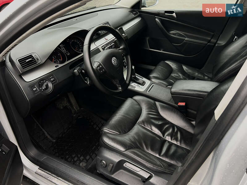 Универсал Volkswagen Passat 2009 в Житомире
