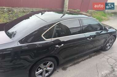 Седан Volkswagen Passat 2012 в 
