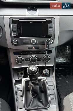 Универсал Volkswagen Passat 2013 в 