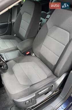 Универсал Volkswagen Passat 2013 в 