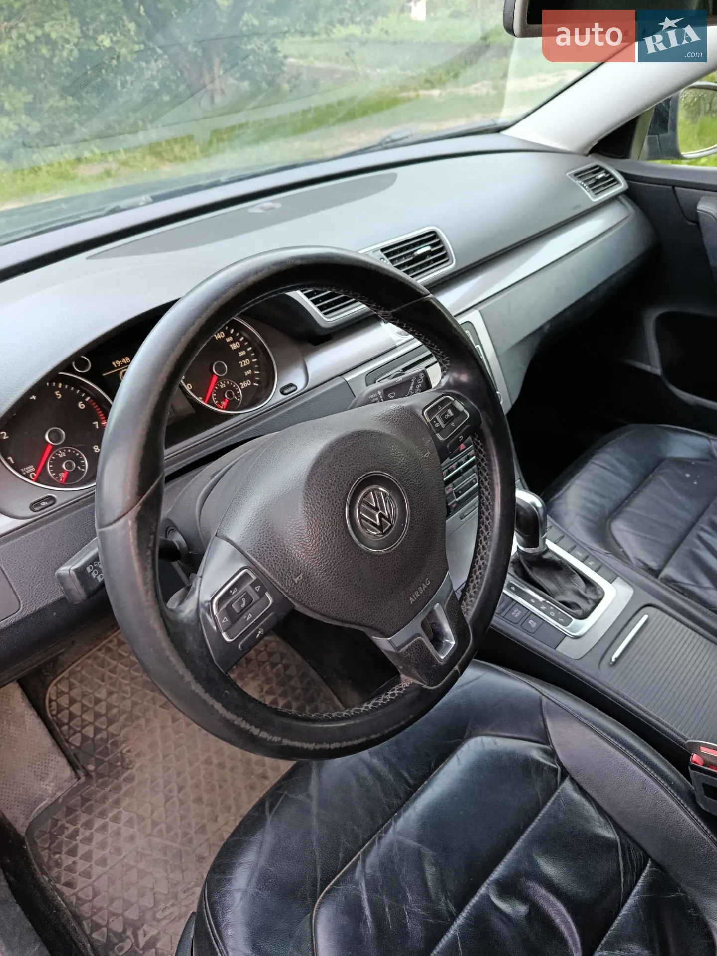 Volkswagen Passat 2011 VIN WVWZZZ3CZBE399306 фото оголошення 2 з 10