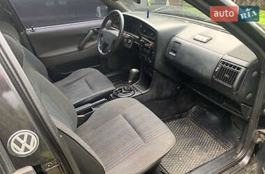 Універсал Volkswagen Passat 1991 в 
