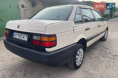 Седан Volkswagen Passat 1989 в 