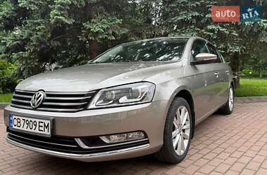 Седан Volkswagen Passat 2013 в Чернигове
