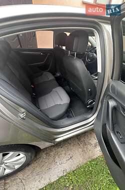 Универсал Volkswagen Passat 2013 в 