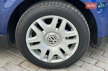 Седан Volkswagen Passat 2004 в 