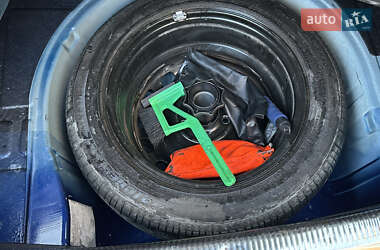 Седан Volkswagen Passat 2004 в 