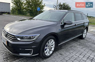 Універсал Volkswagen Passat 2018 в Радивиліві