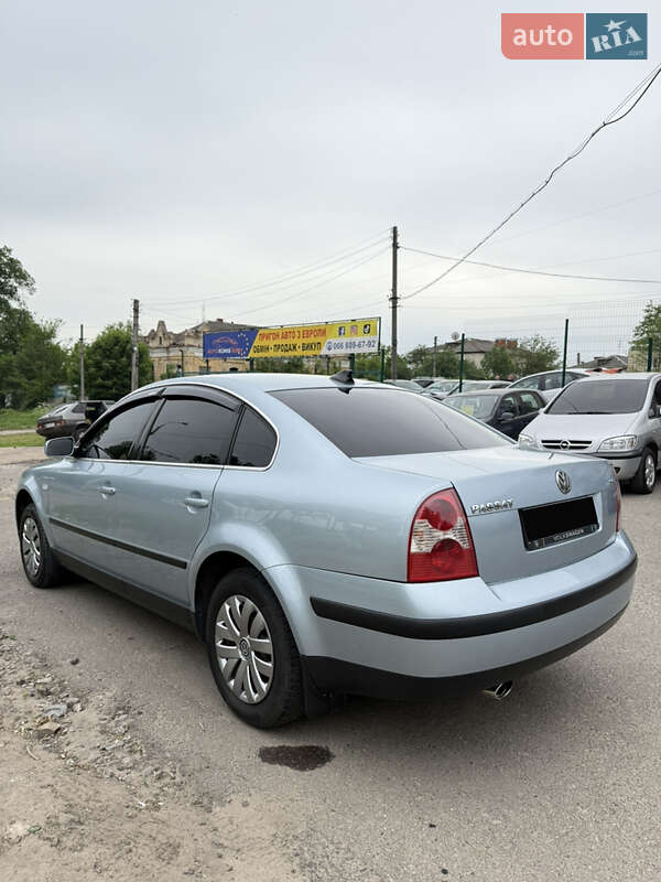 Седан Volkswagen Passat 2003 в Сумах