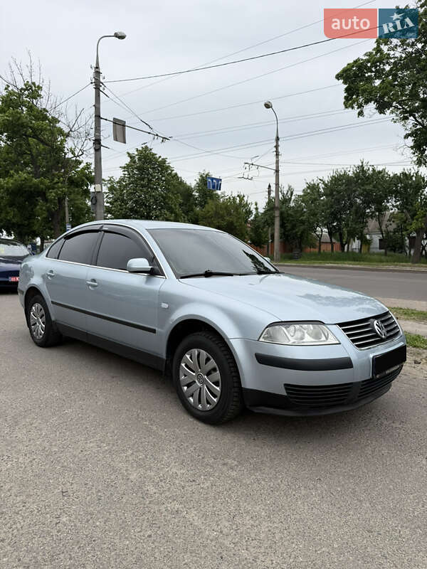 Седан Volkswagen Passat 2003 в Сумах