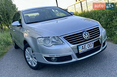 Седан Volkswagen Passat 2008 в Дніпрі