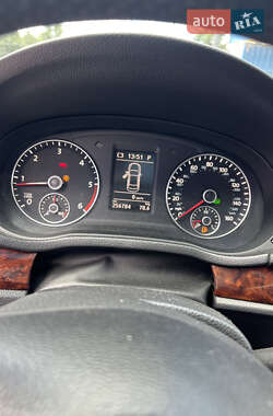 Седан Volkswagen Passat 2012 в 