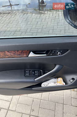 Седан Volkswagen Passat 2012 в 