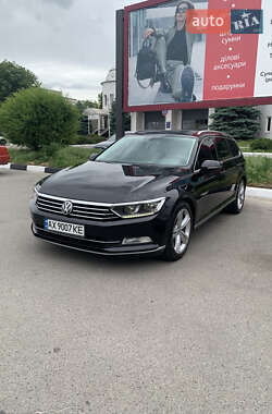 Універсал Volkswagen Passat 2015 в Харкові