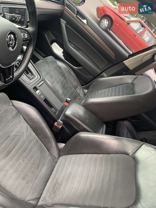 Універсал Volkswagen Passat 2015 в Харкові