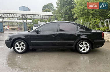Седан Volkswagen Passat 1999 в 