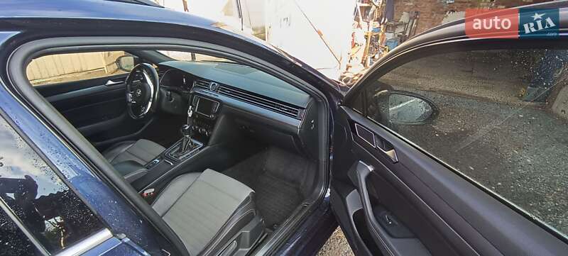 Универсал Volkswagen Passat 2016 в Звягеле