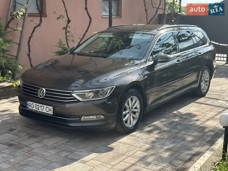 Универсал Volkswagen Passat 2017 в Иршаве