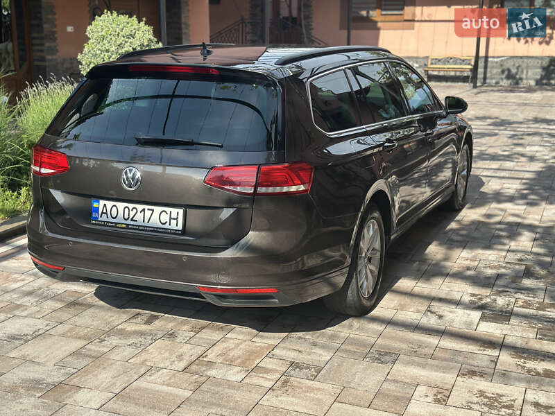 Универсал Volkswagen Passat 2017 в Иршаве