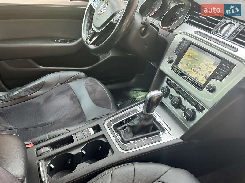Универсал Volkswagen Passat 2017 в Иршаве