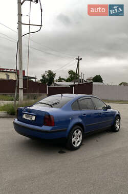 Седан Volkswagen Passat 1997 в 