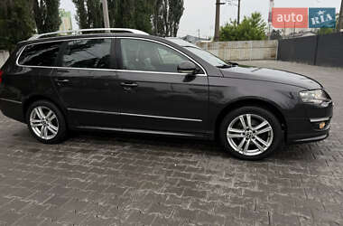 Универсал Volkswagen Passat 2010 в 