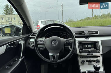Универсал Volkswagen Passat 2012 в 