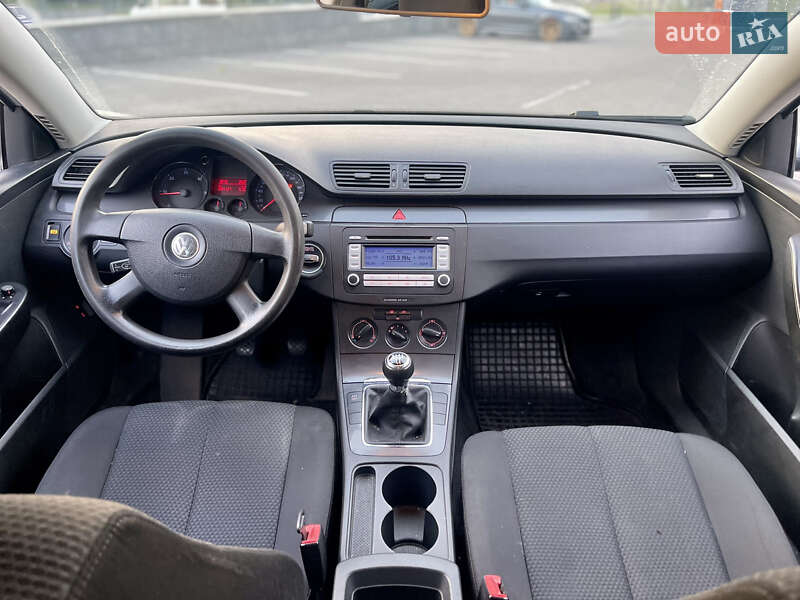 Универсал Volkswagen Passat 2006 в Харькове