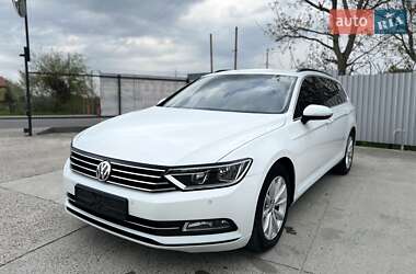 Универсал Volkswagen Passat 2017 в Дрогобыче