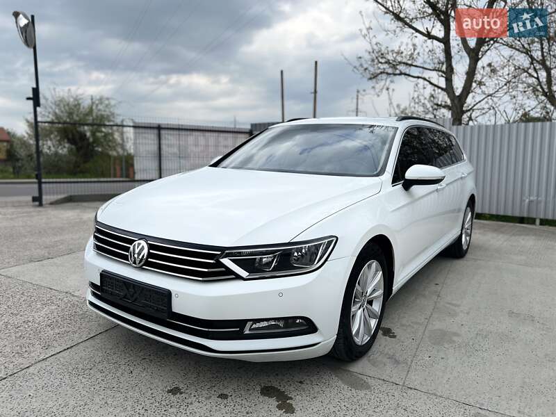 Универсал Volkswagen Passat 2017 в Дрогобыче