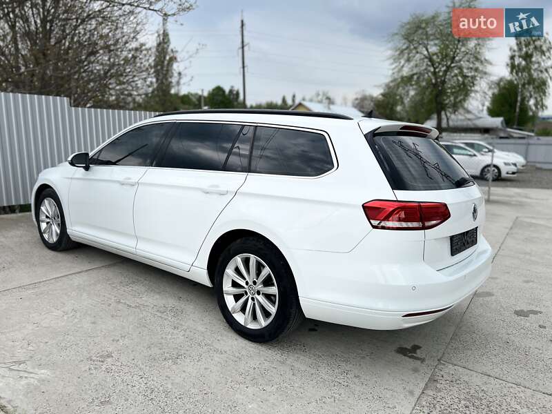 Универсал Volkswagen Passat 2017 в Дрогобыче