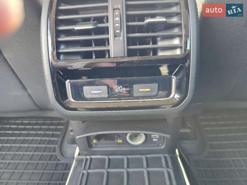 Універсал Volkswagen Passat 2019 в Києві