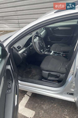Универсал Volkswagen Passat 2011 в 