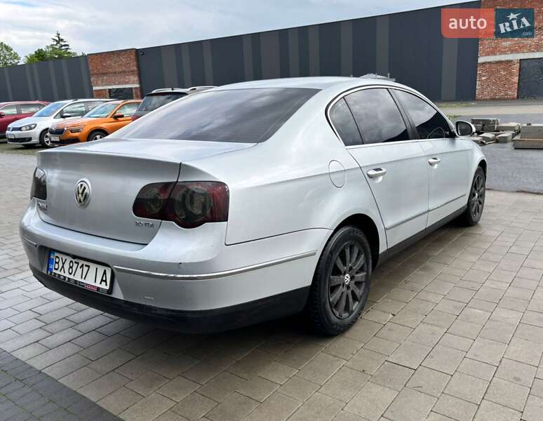 Седан Volkswagen Passat 2005 в Хмельницком