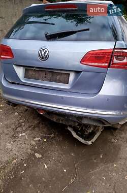 Универсал Volkswagen Passat 2012 в Киеве