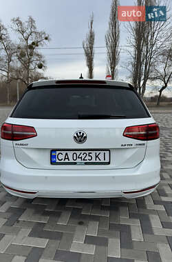 Универсал Volkswagen Passat 2015 в 