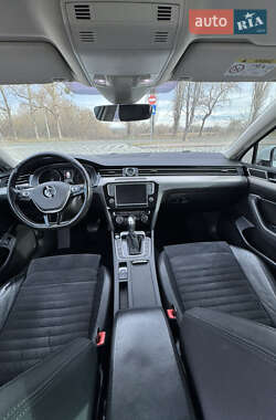 Универсал Volkswagen Passat 2015 в 