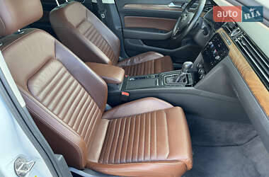 Седан Volkswagen Passat 2018 в 