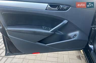 Седан Volkswagen Passat 2012 в 